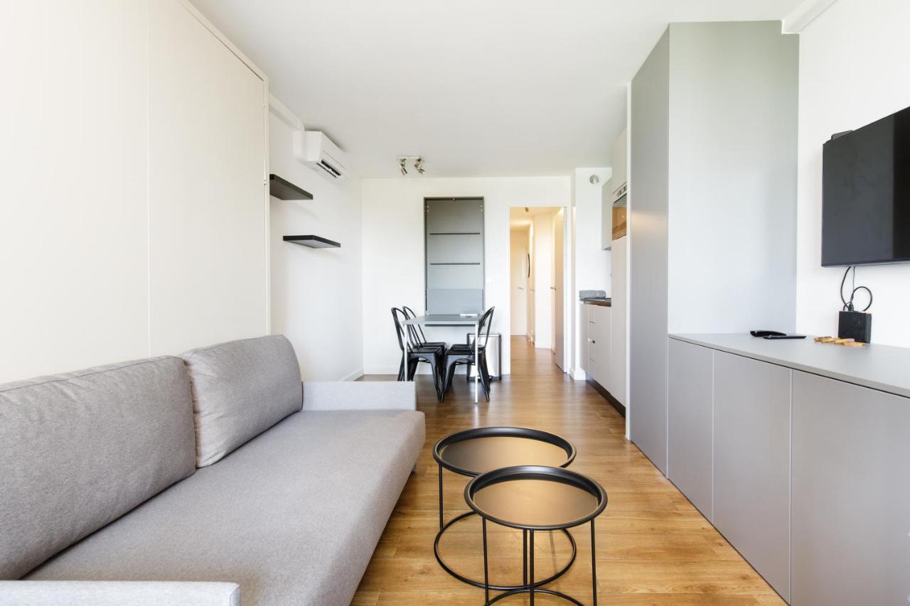 Suite 118 - Piscine - 50 Metres Plage - Terrasse - Clim - Wifi Канни Екстер'єр фото